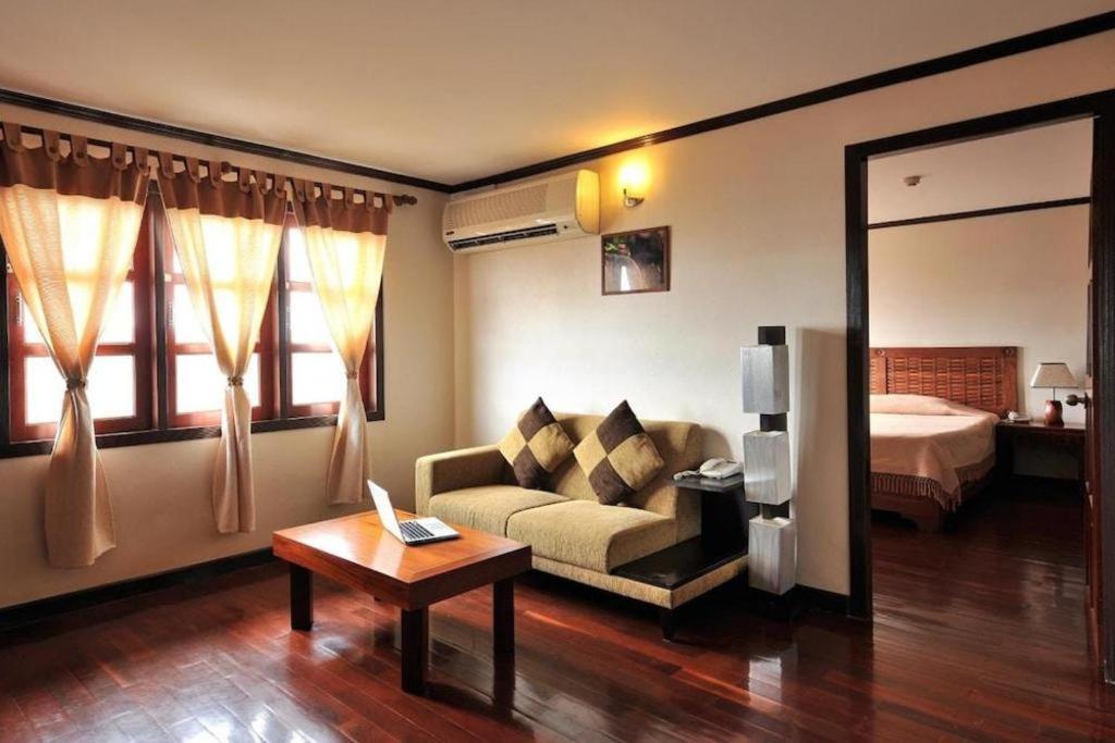 Lao Orchid Hotel Vientiane Extérieur photo